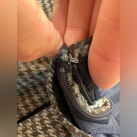 NEW J. Crew Double-Notch Houndstooth Wool Blend Mini Skirt Women’s Size 12 - Picture 13 of 16